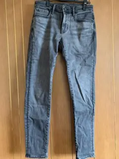 UNIQLO グレーデニム　定価4000円程度