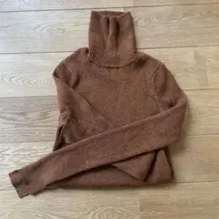 villd オレンジブラウン タートルネックニット 長袖　リブ