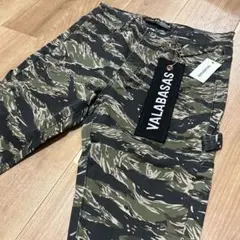 Item thumbnail for item 0a8377fd-6f88-4991-b09e-21e5fa92d596