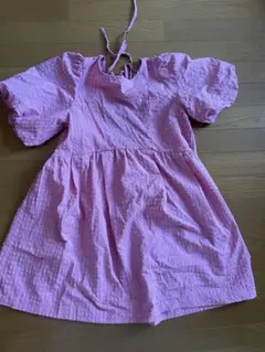 パフスリーブミニワンピース　ピンク