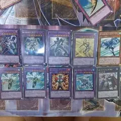 遊戯王  ヒーロー エクストラデッキ  パーツ