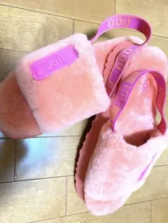 新品未使用 アグサンダル