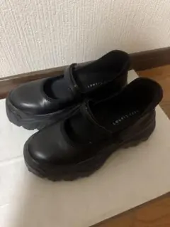 美品　LOWRYSFARM バレエスニーカー　黒