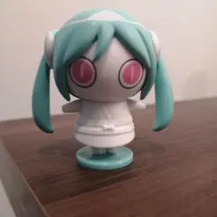 アイマイナ デフォルメフィギュア mui