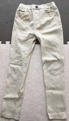 ニードルワークス　パンツ　ベージュ　130