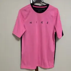 Nike ピンク Tシャツ M