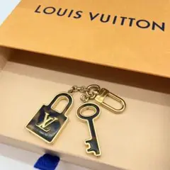 希少 ルイヴィトン キーホルダー べっ甲 ゴールド 金 鍵 キー 南京錠