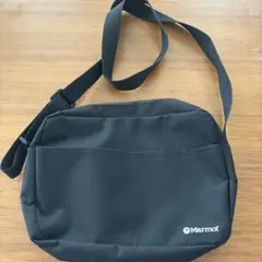 Marmot ブラック ショルダーバッグ