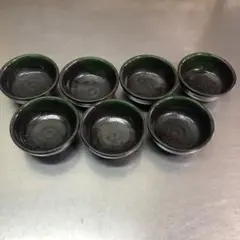 黒と緑の陶器小鉢7個セット