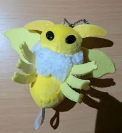 FANS カイコガマスコットキーチェーン　イエロー
