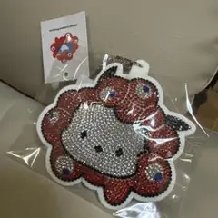 大阪万博ミャクミャクキラキラレザーキーホルダー　ポチャッコ　チャーム　サンリオ