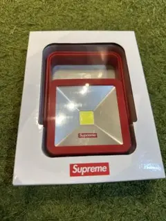 【新品】SUPREME MAGNETIC KICKSTAND LIGHT