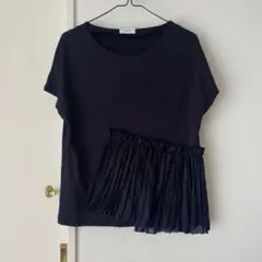MOGA ネイビー 半袖Tシャツ プリーツ付き