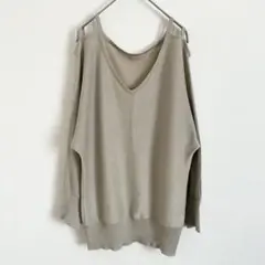 ジエナ　美品　長袖　カットソー　オフショルダー　　ラメ　肩出し　おしゃれ