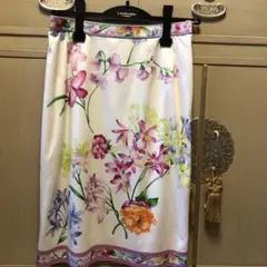 [LEONARD]レオナールスカート白地に花柄L クリーニング済
