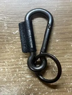 【COACH(コーチ)】カラビナ キーリングキーホルダー 3リング 黒レザー