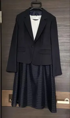 Item thumbnail for item eb3b053a-58cc-4b0c-a328-e9fb55a37445