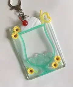 レジントレカケース ひまわり クリームソーダトレカケース