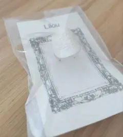 Lilou 花柄リング ホワイト