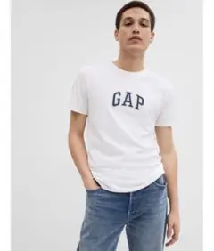 GapアーチロゴTシャツ(ユニセックス)