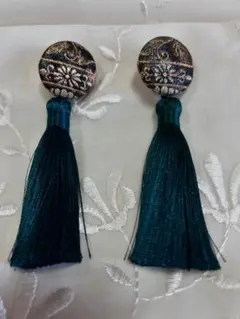 Item thumbnail for item a81c5b01-0aa1-4932-9123-a8b2f49b1c2f