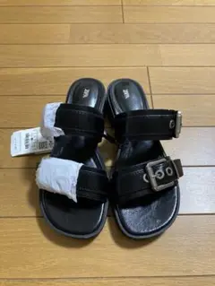 Item thumbnail for item 8014036f-a8fe-40ef-a385-6978770bf4b3