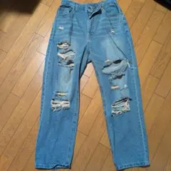 ダメージデニム