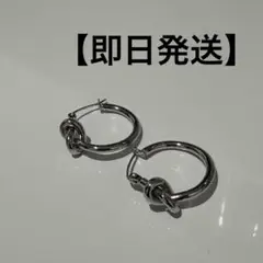 【即日発送】ノットフープピアス シルバー セリーヌ好きの方