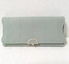 【美品】長財布　高見え　ミントグリーン　レディース