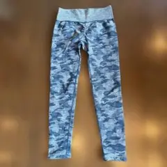ヨガ、パンツ1
