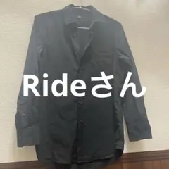 UNIQLO 黒シャツ