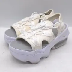 Item thumbnail for item 40062f34-ea3f-4507-9062-e1995e28e1f6