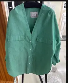 値下げ新品　PASSIONE ストライプノーカラーシャツ　グリーン　malレレレ