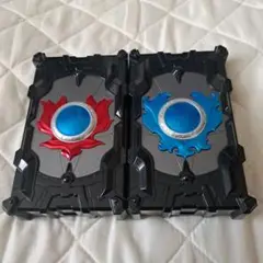 ウルトラマンルーブDX　ルーブクリスタルとDXルーブクリスタルケース