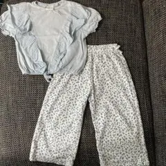 ZARA フリル付きライトブルートップスと花柄パンツセット 3-4years