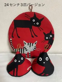 ストウブ　ル・クルーゼ　24センチ鍋敷　三角鍋つかみ　セット　バーミキュラ　猫