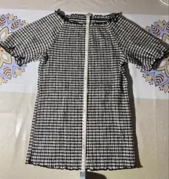 半袖ブラウス　伸縮性