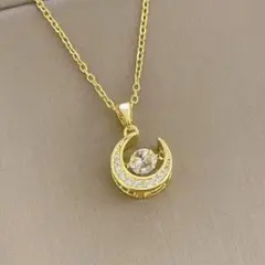 ジルコニア ゴールド ダンシングストーン ネックレス 三日月