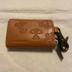 美品　ピーナッツ　スマートキー対応　キーケース　　本革　キーケース　小銭入れ