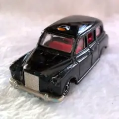 トミカサイズ　ロンドンタクシー