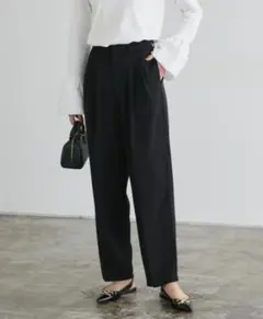 センタープレスタックテーパードパンツ L ブラック