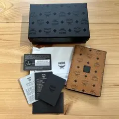 MCM パスポートケース Naokochaん様専用【美品】MCM パスポートケース - メルカリ
