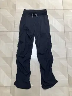 ivivva ロールアップ　パンツ