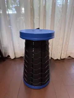 折りたたみスツール 青