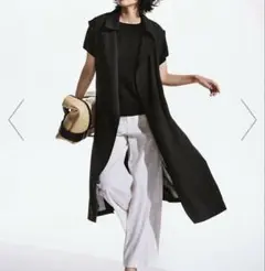 美品 23区 2024 大きいサイズ44 洗える ドレープ ジレ 黒 雑誌掲載
