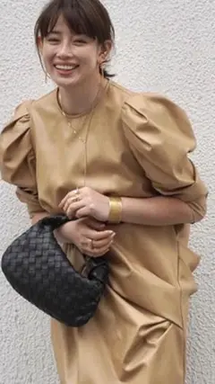 Item thumbnail for item 75e6c59d-9e58-4c96-8abc-02858358b62e