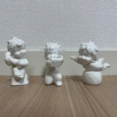 陶器製の置物3体