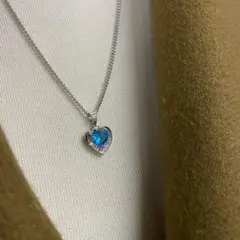 A☆安心のメルカリ便☆新品未使用品☆シルバー×ブルーネックレス☆