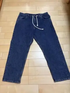 Wrangler ダークブルー デニムパンツ ドローストリング付き