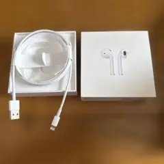 AirPods空箱　Lightningケーブル